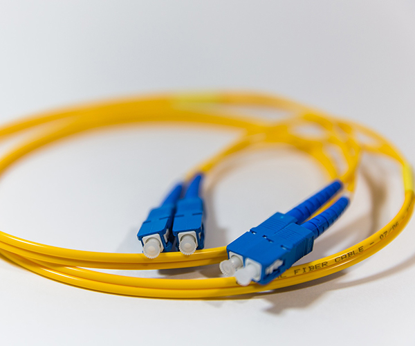 Cum sa alegem corect conectorii de fibra optica?