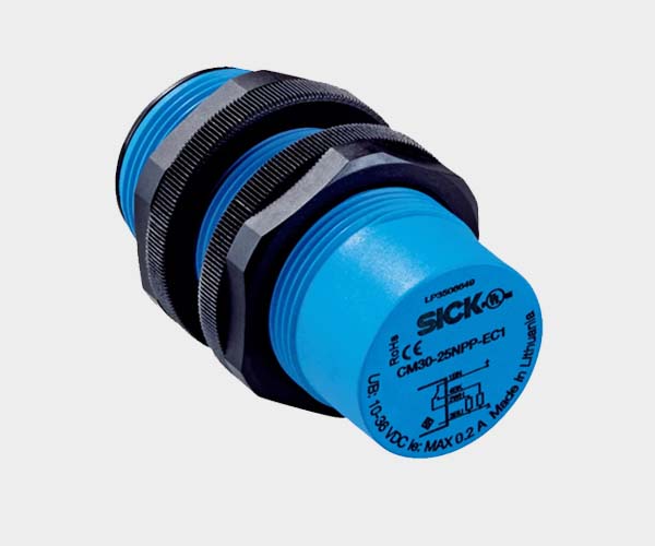 Senzor de proximitate capacitiv NPN, raza detectie 4→25 mm, IP68